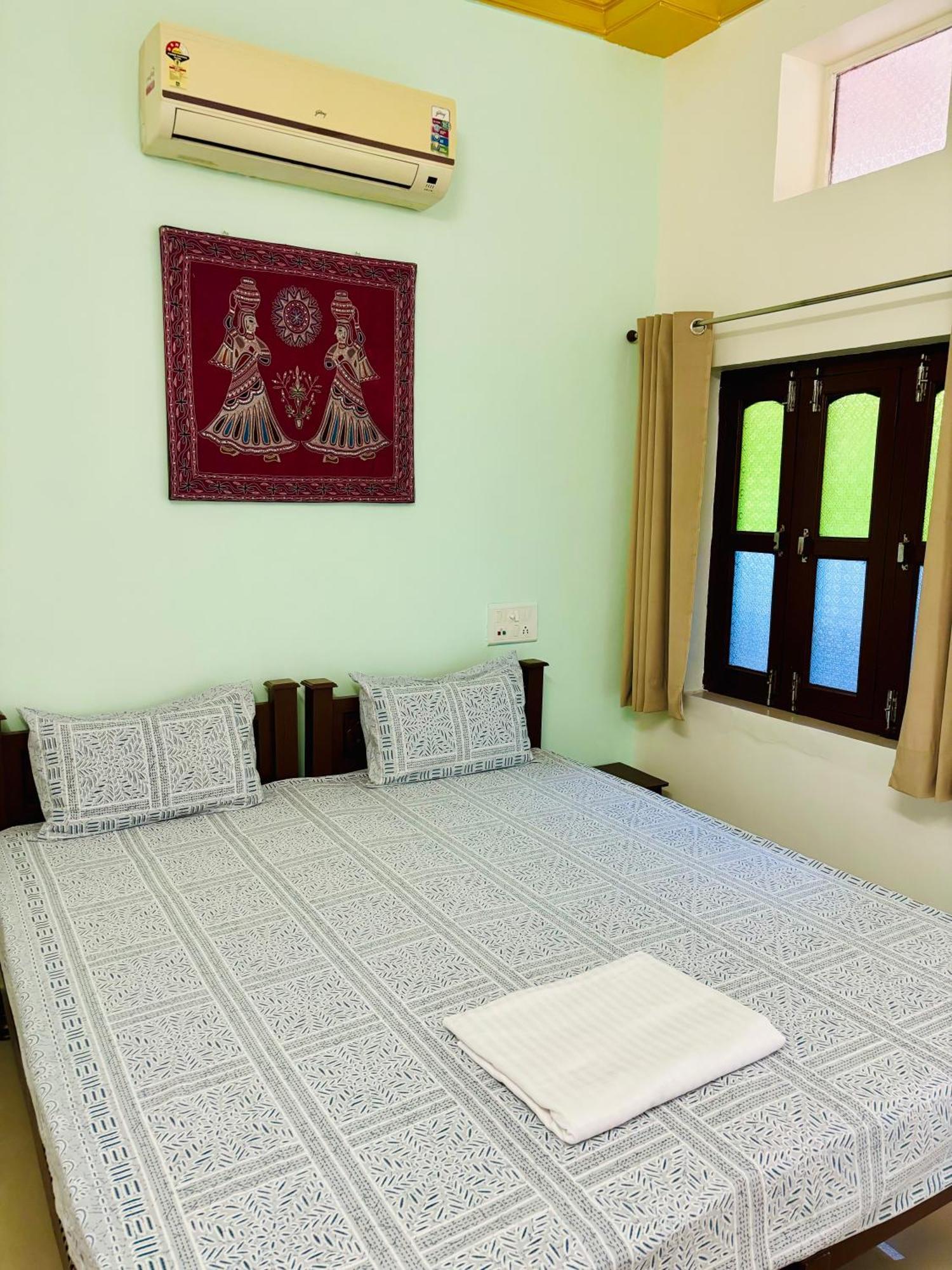Hotel Tulsi Palace Pushkar Rum bild